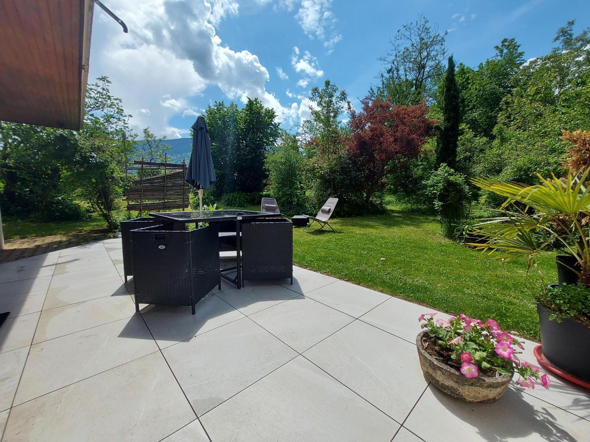 Rare, Cosy Studio Terrasse Au Coeur De St-Jorioz Сен-Жорьо Екстериор снимка