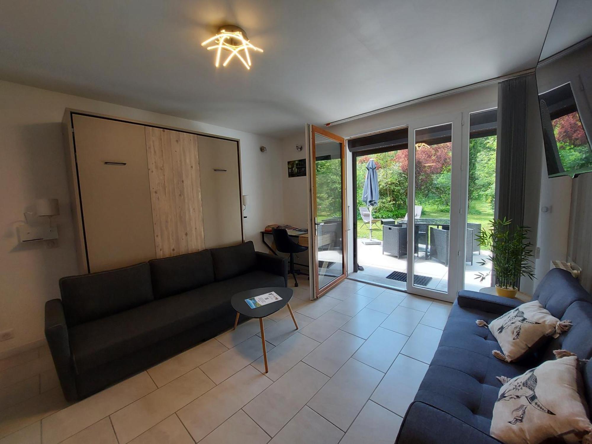 Rare, Cosy Studio Terrasse Au Coeur De St-Jorioz Сен-Жорьо Екстериор снимка