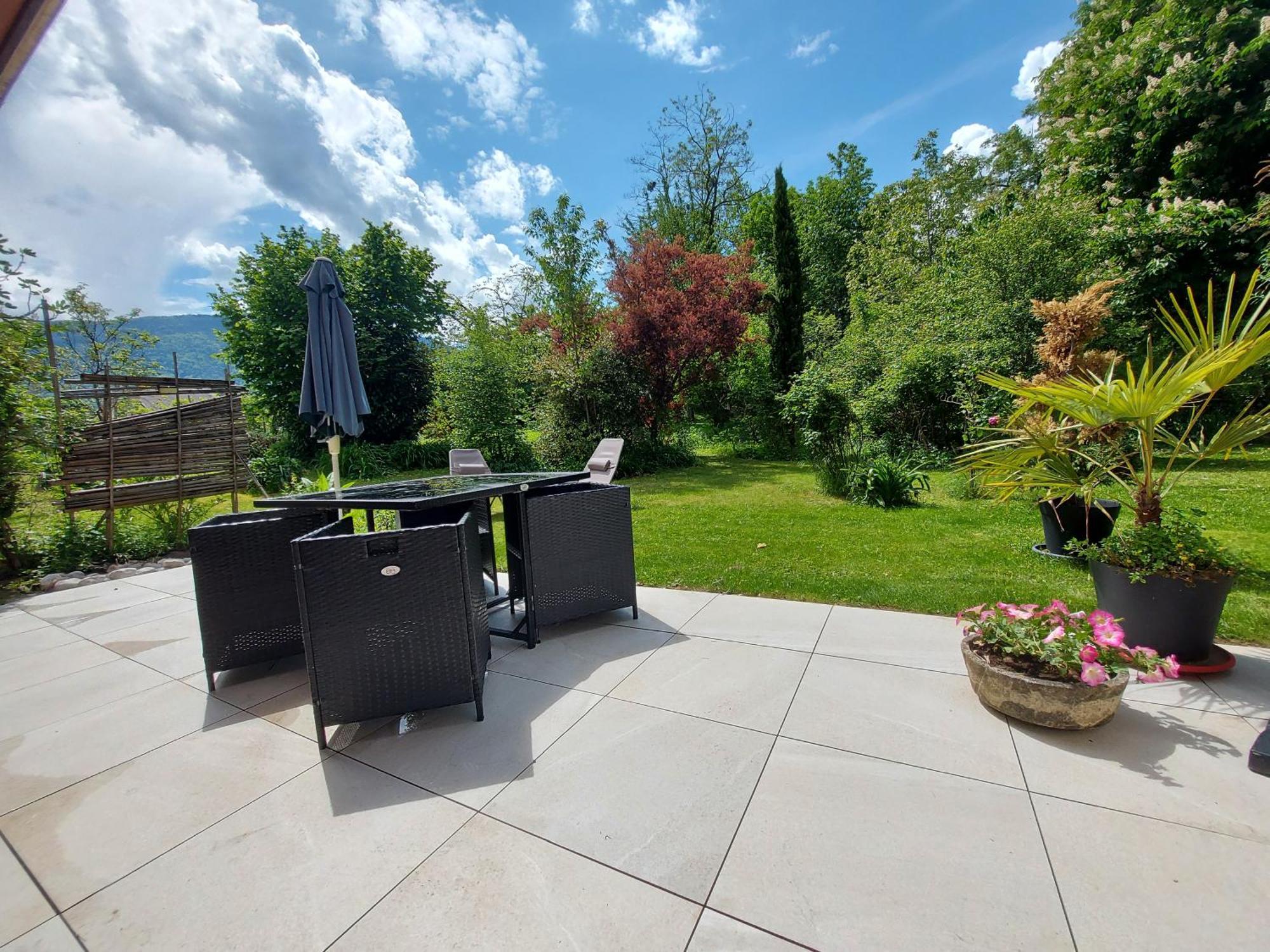 Rare, Cosy Studio Terrasse Au Coeur De St-Jorioz Сен-Жорьо Екстериор снимка